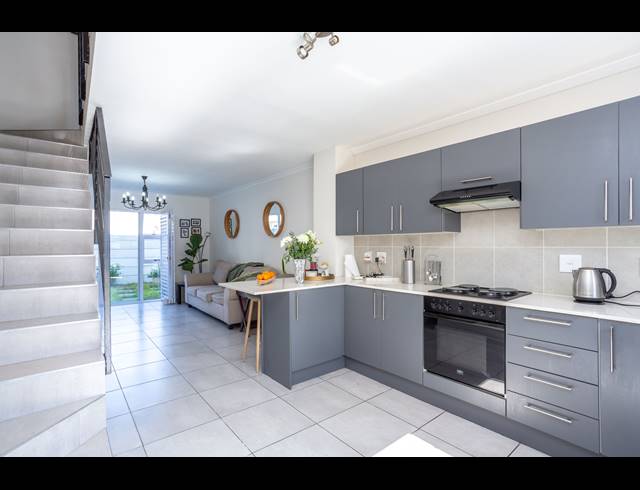 2 BEDROOM APARTMENT SOLD IN HEATHFIELD